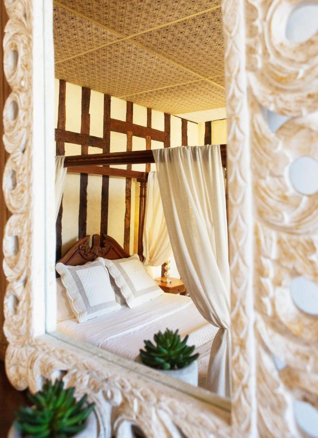 Cafe De France Bed & Breakfast Eauze Dış mekan fotoğraf